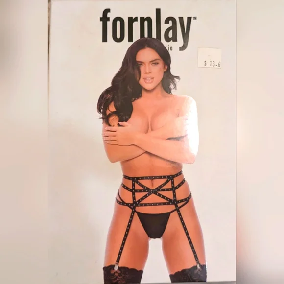 ForPlay Stud In My Way Garter Belt - Picture 1 of 2